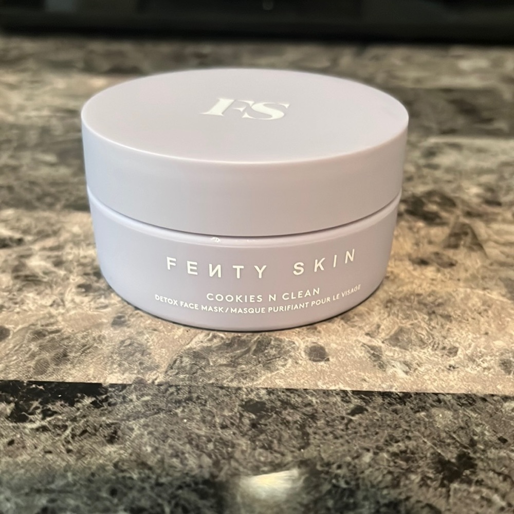 Fenty Cookies N Clean Face Mask